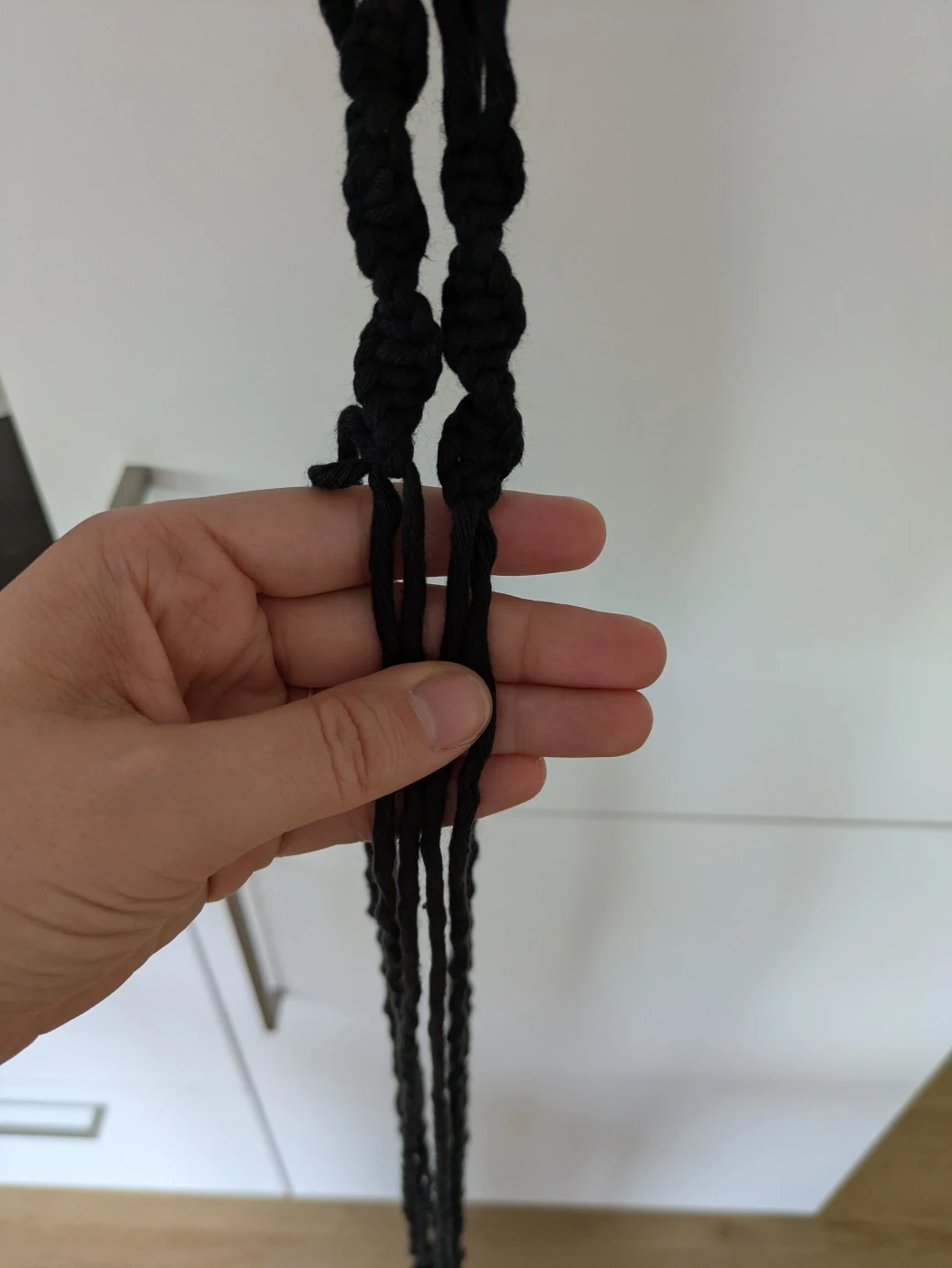 Four threads from two thread groups